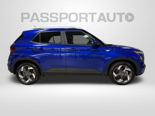 2024 Hyundai VENUE Limited
