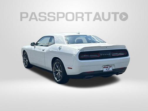 White Knuckle Clearcoat 2019 Dodge Challenger GT