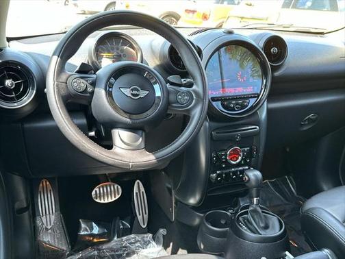 2016 MINI Countryman Cooper S
