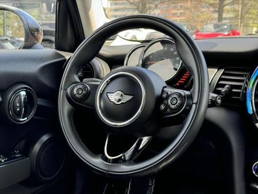 2016 MINI Hardtop Cooper