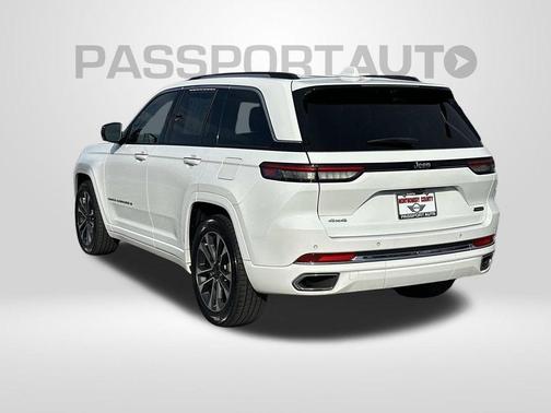 2022 Jeep Grand Cherokee Overland