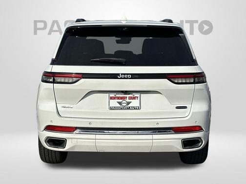 2022 Jeep Grand Cherokee Overland