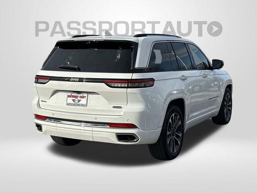 2022 Jeep Grand Cherokee Overland
