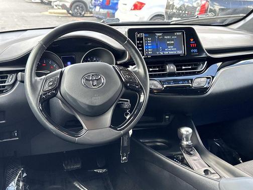 2018 Toyota C-HR XLE