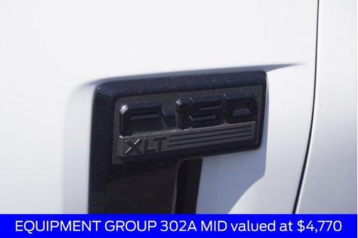 OXFORD WHITE 2024 Ford F-150 XLT