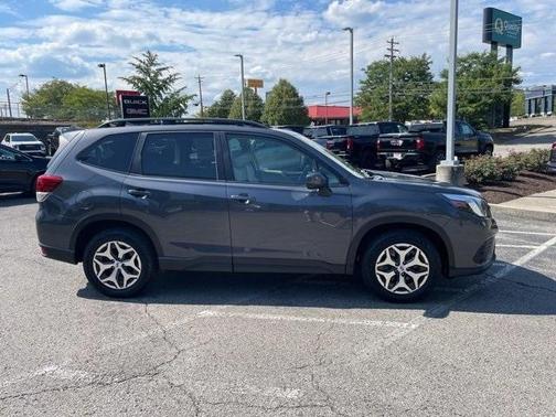 2022 Subaru Forester Premium