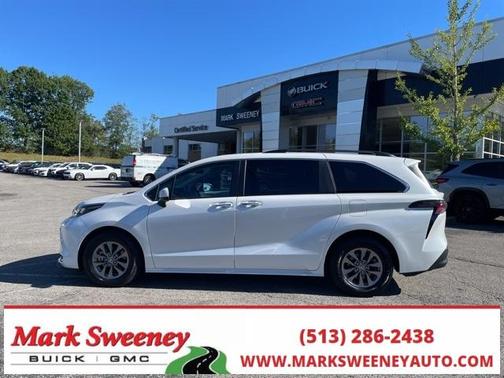 2024 Toyota Sienna XLE