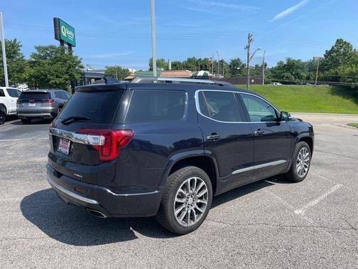 2021 GMC Acadia Denali