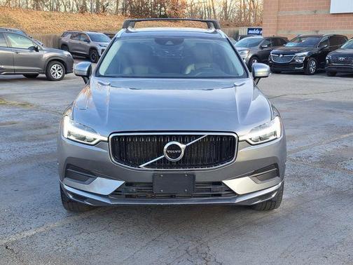 2019 Volvo XC60 T6 Momentum