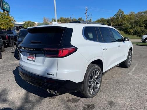 2026 GMC Acadia Denali
