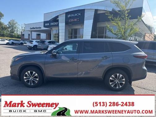 2024 Toyota Highlander XLE