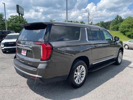 2021 GMC Yukon XL SLT