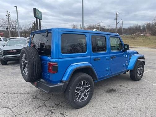 2024 Jeep Wrangler Sahara
