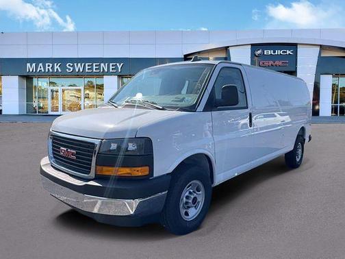 2025 GMC Savana 2500 Work Van