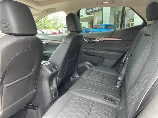 2022 Buick Envision Avenir