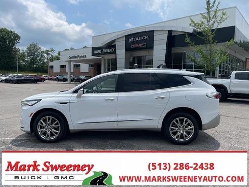 2023 Buick Enclave Essence