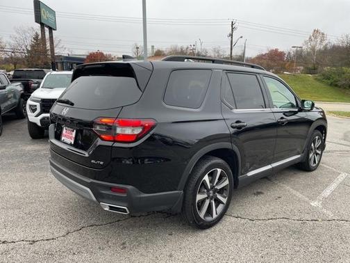 2025 Honda Pilot Elite