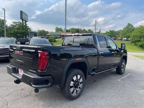 2025 GMC Sierra 2500 Denali