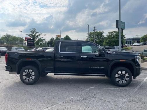2025 GMC Sierra 2500 Denali