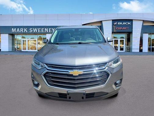 Satin Steel Metallic 2019 Chevrolet Traverse LT Leather
