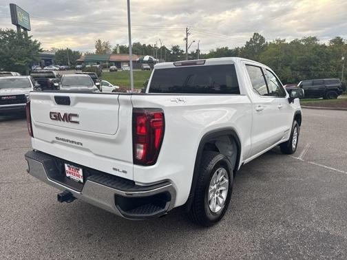 2024 GMC Sierra 1500 SLE