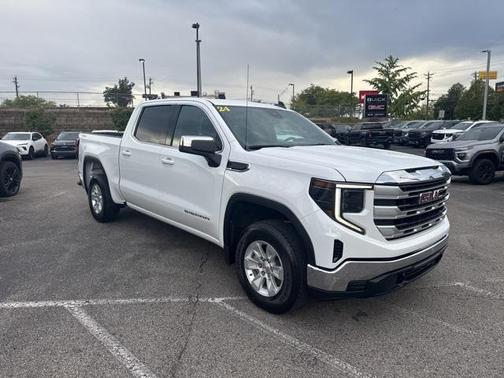 2024 GMC Sierra 1500 SLE