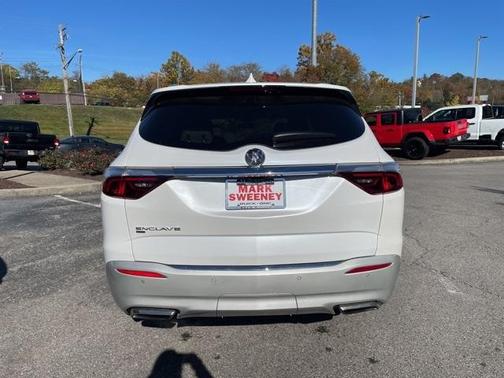 2022 Buick Enclave Essence