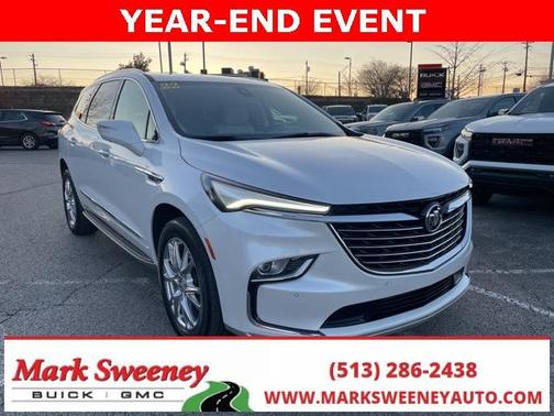 2022 Buick Enclave Essence