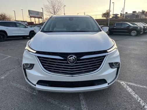 2022 Buick Enclave Essence