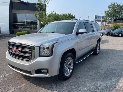 2017 GMC Yukon XL SLT