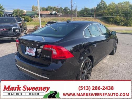 2017 Volvo S60 T5 Inscription Platinum
