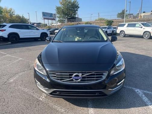 2017 Volvo S60 T5 Inscription Platinum