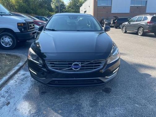 2017 Volvo S60 T5 Inscription Platinum