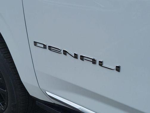 Summit White 2026 GMC Yukon XL Denali