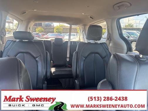 2024 Chrysler Pacifica Touring-L