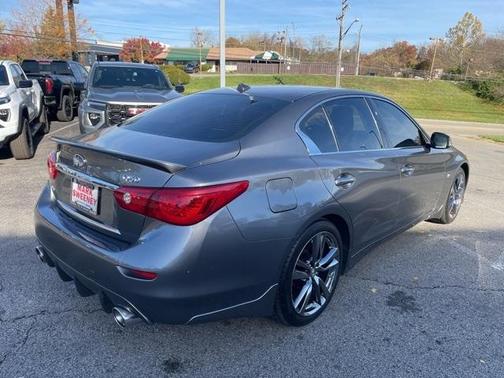 2015 INFINITI Q50 Premium