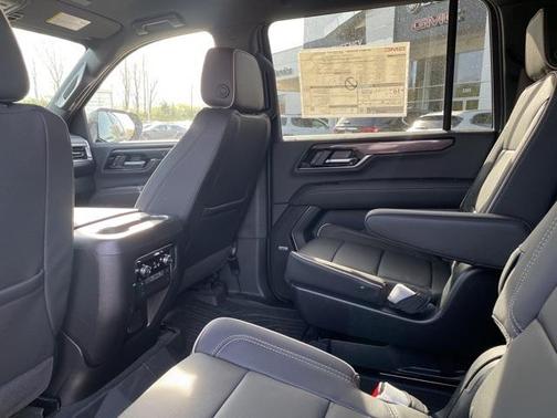2025 GMC Yukon XL Elevation