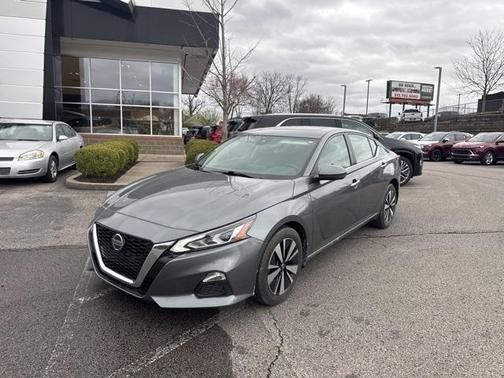 2022 Nissan Altima 2.5 SV