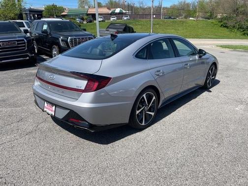 2023 Hyundai SONATA SEL Plus