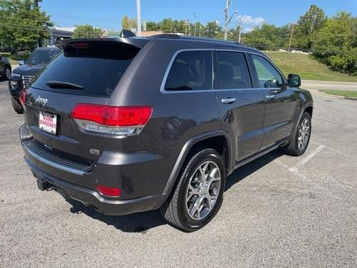 2020 Jeep Grand Cherokee Overland