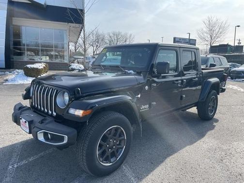 2023 Jeep Gladiator Overland