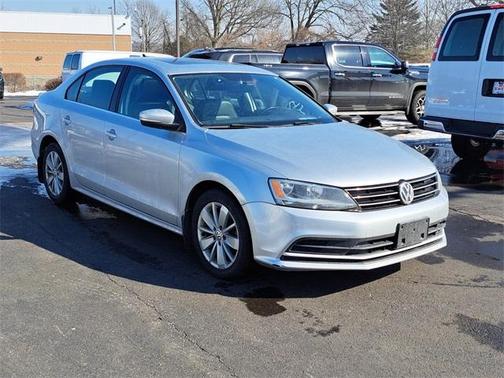 2015 Volkswagen Jetta 2.0L TDI SE w/Connectivity