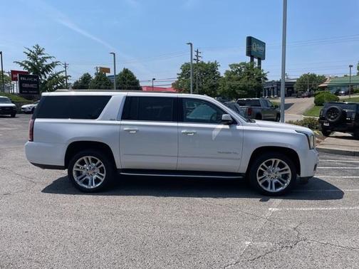 2020 GMC Yukon XL SLT