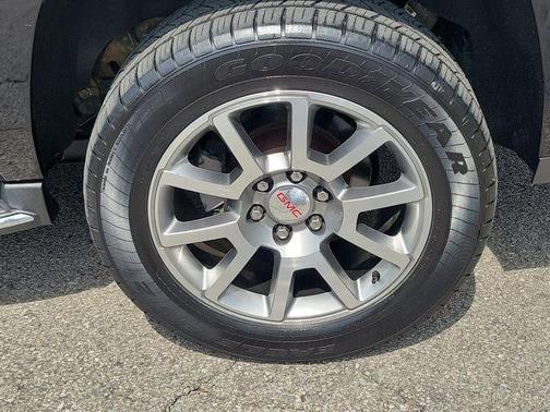 Onyx Black 2019 GMC Yukon XL Denali