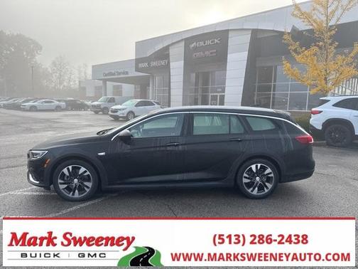 2019 Buick Regal TourX Essence