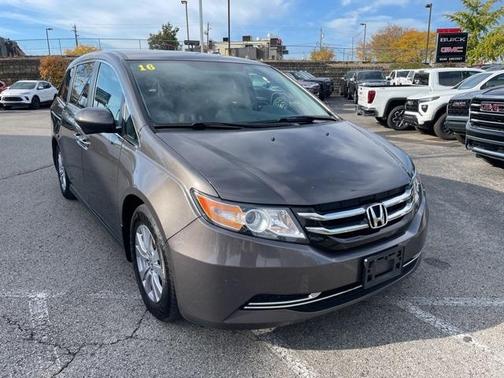 2016 Honda Odyssey SE