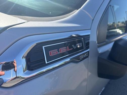 2023 GMC Sierra 2500 Pro