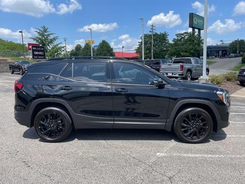 2023 GMC Terrain SLT