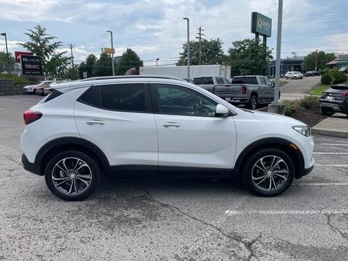 2020 Buick Encore GX Select