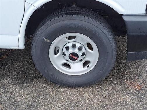 2025 GMC Savana 2500 Work Van